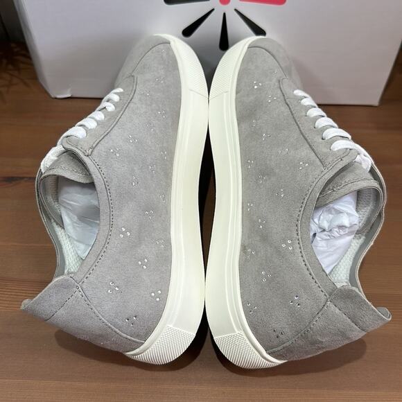 Isaac Mizrahi Live Faux Suede Lace-Up Sneaker Size 7 - Picture 6 of 9